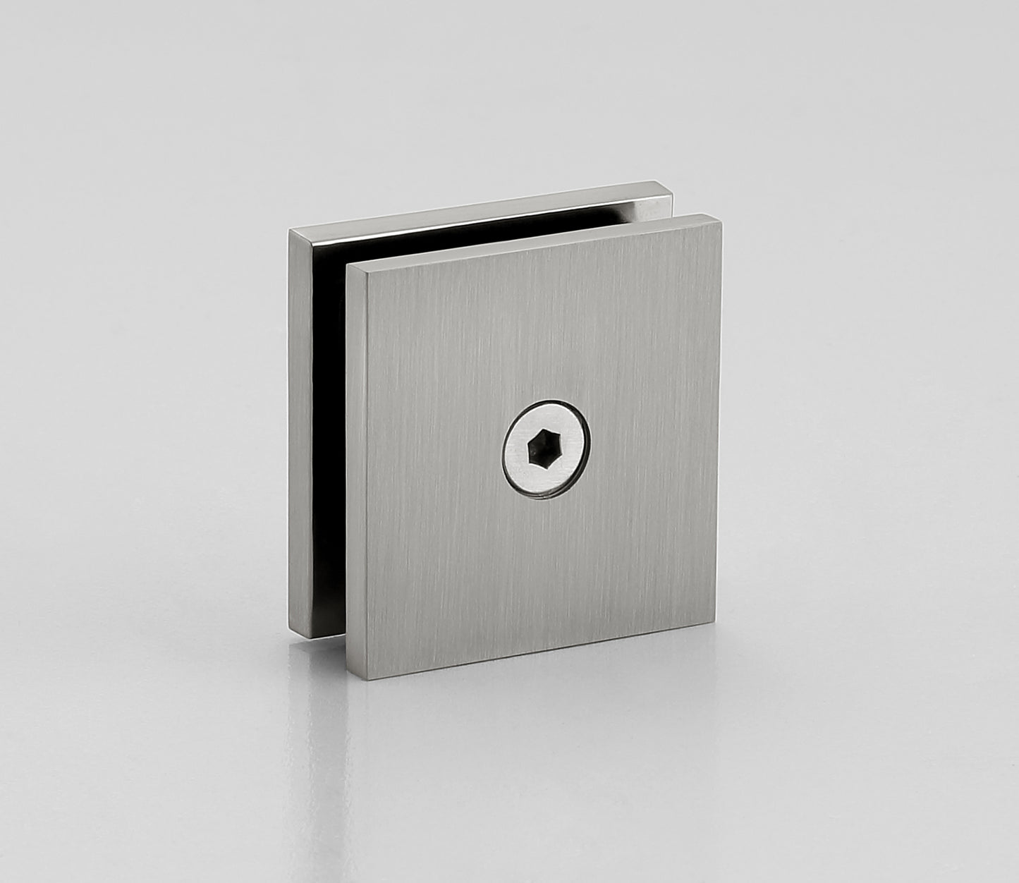 BILBO VANITY | Fixed Glass Panel Clamp